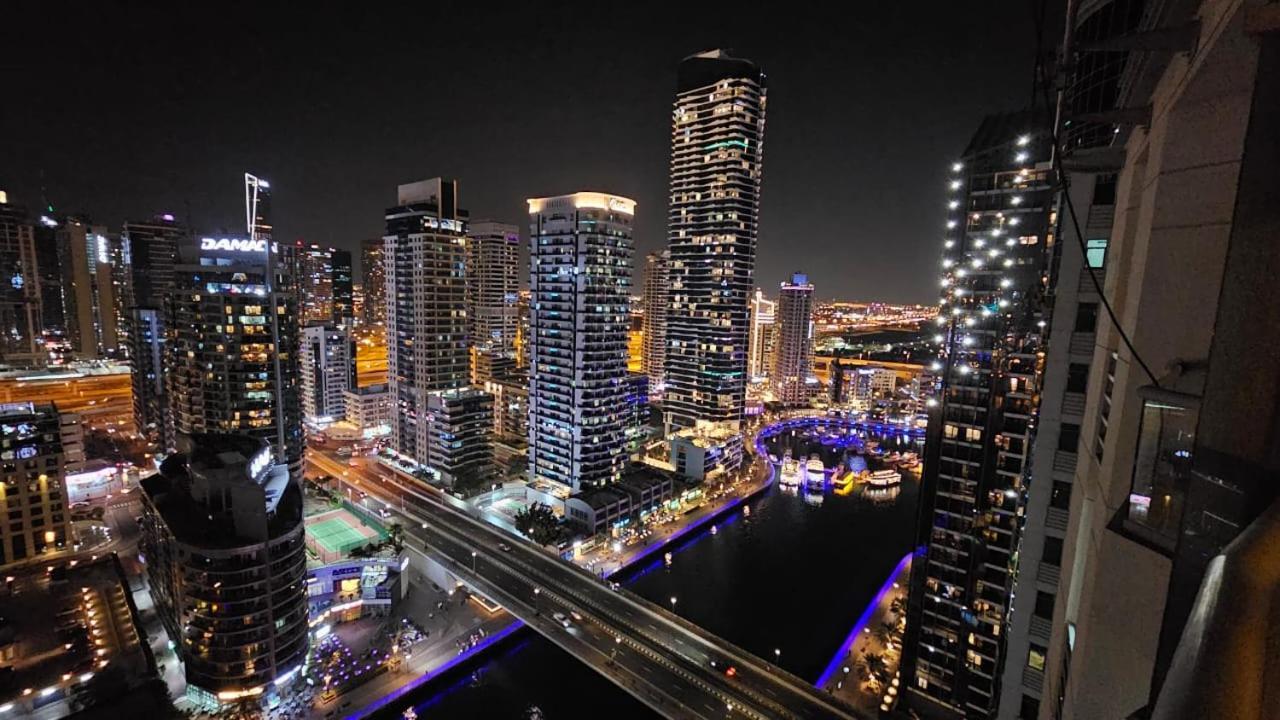Apartment Great Marina Beach-Front Whole Flat With Amazing View, Many Activities & En-Suite Rooms *